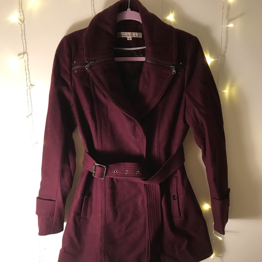 Kenneth Cole maroon zip up jacket. Size 6.